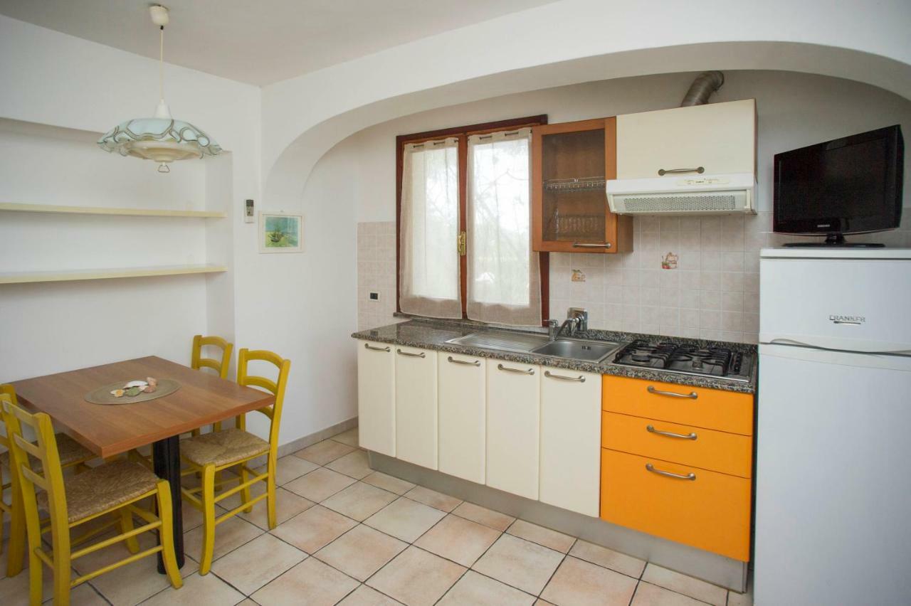 Le Mimose Lacona