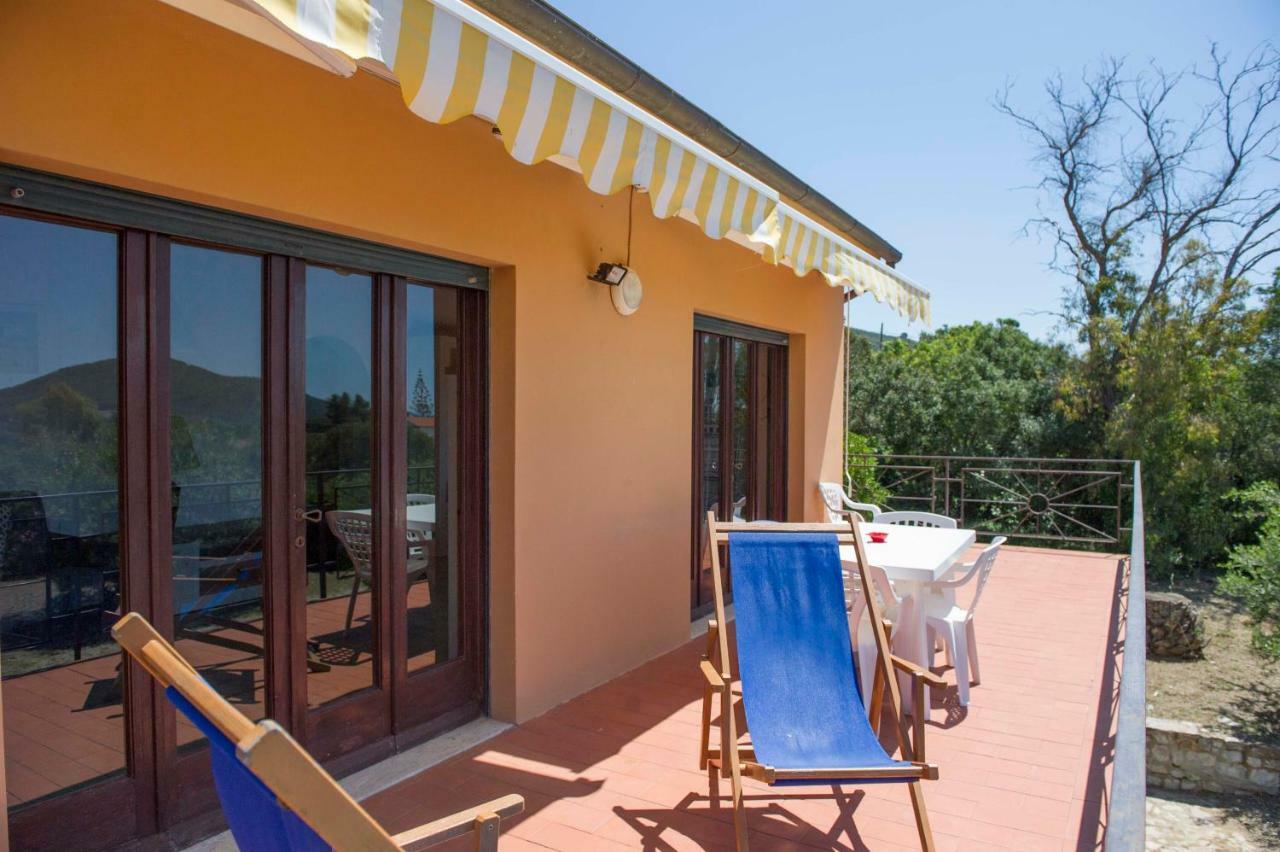 Le Mimose * Lacona